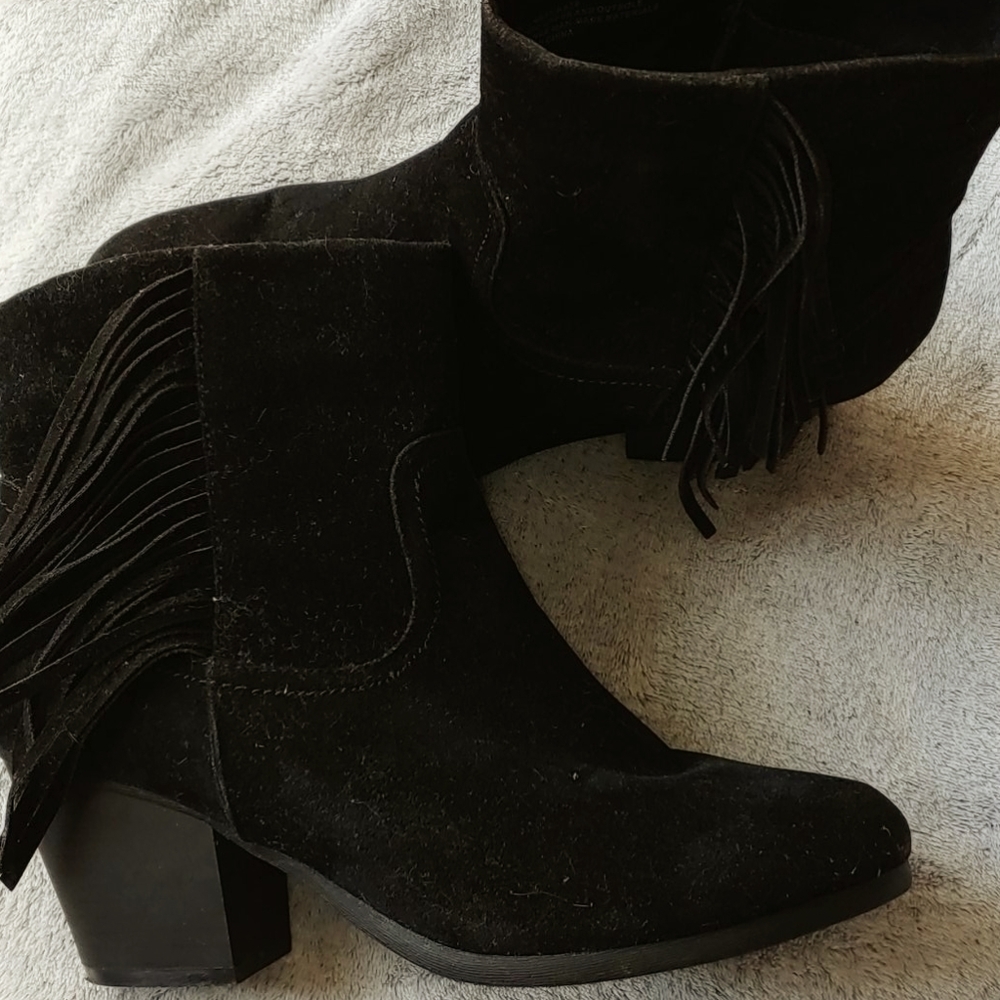 👢👢Nue Options fringe boots👢👢